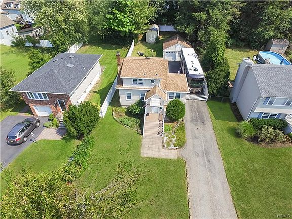 3rd image of 22 Klein Ave