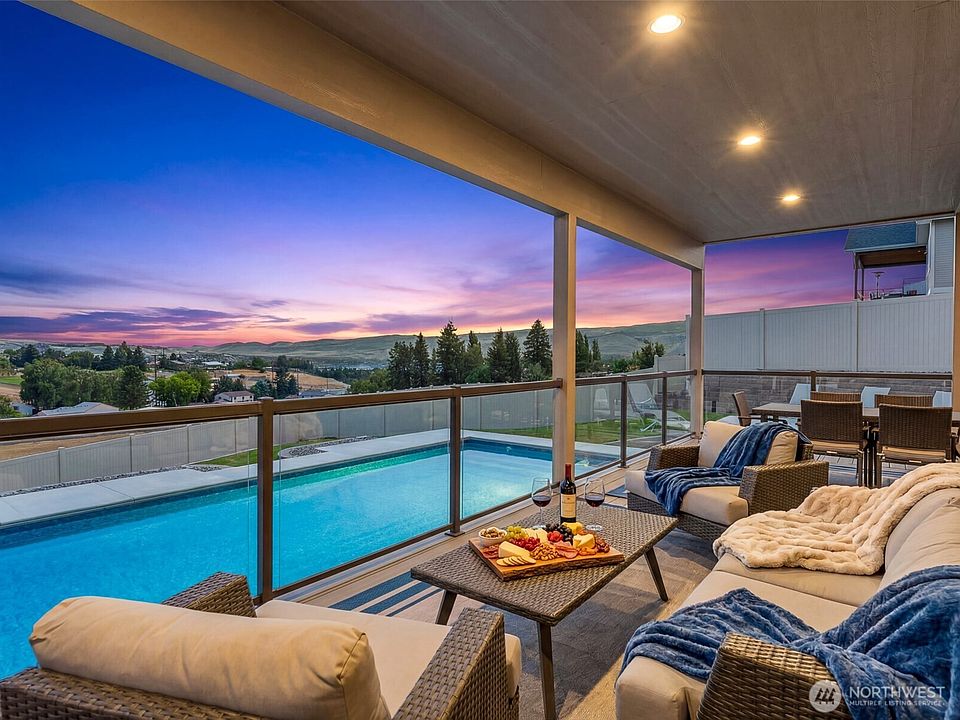 1st image of 854 Autumn Crest Drive