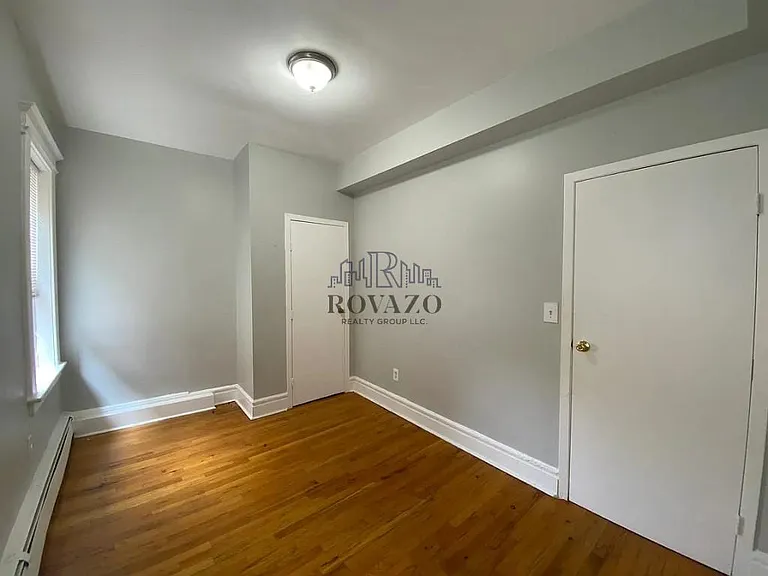 10 South St #10 — Photo 6