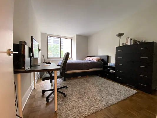 Rented by Owner | media 8