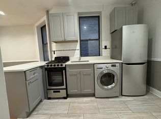 26 Thompson St APT 5D, New York, NY 10013