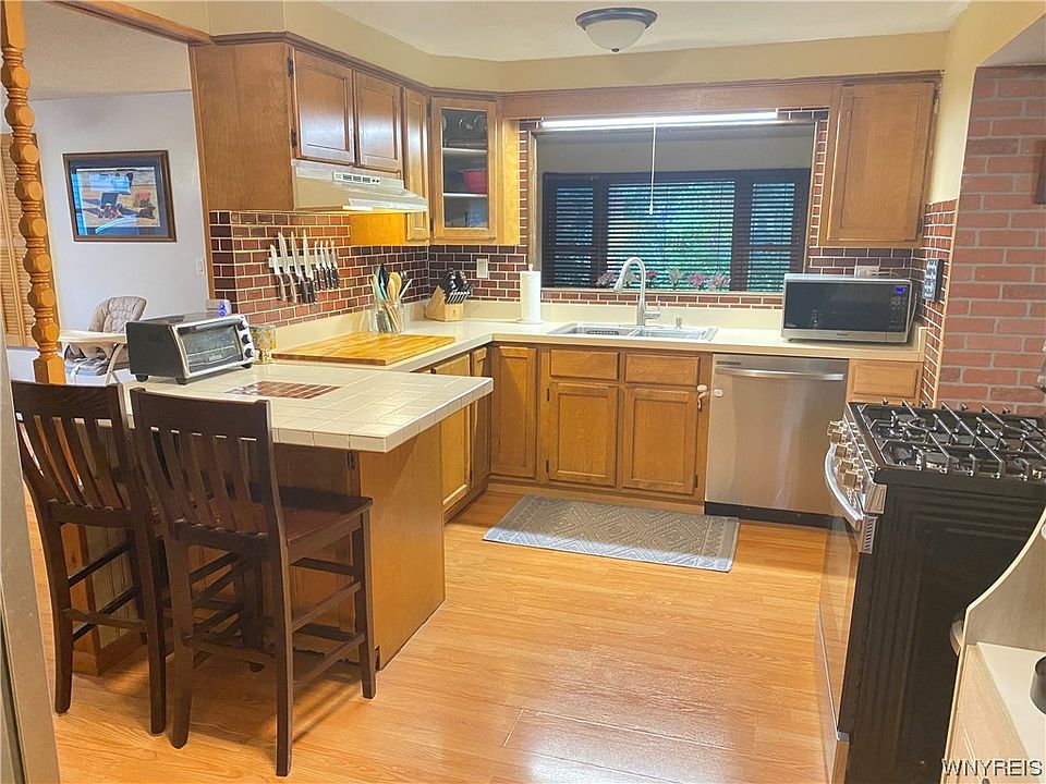 6557 Jewett Holmwood Rd, Orchard Park, NY 14127 Zillow