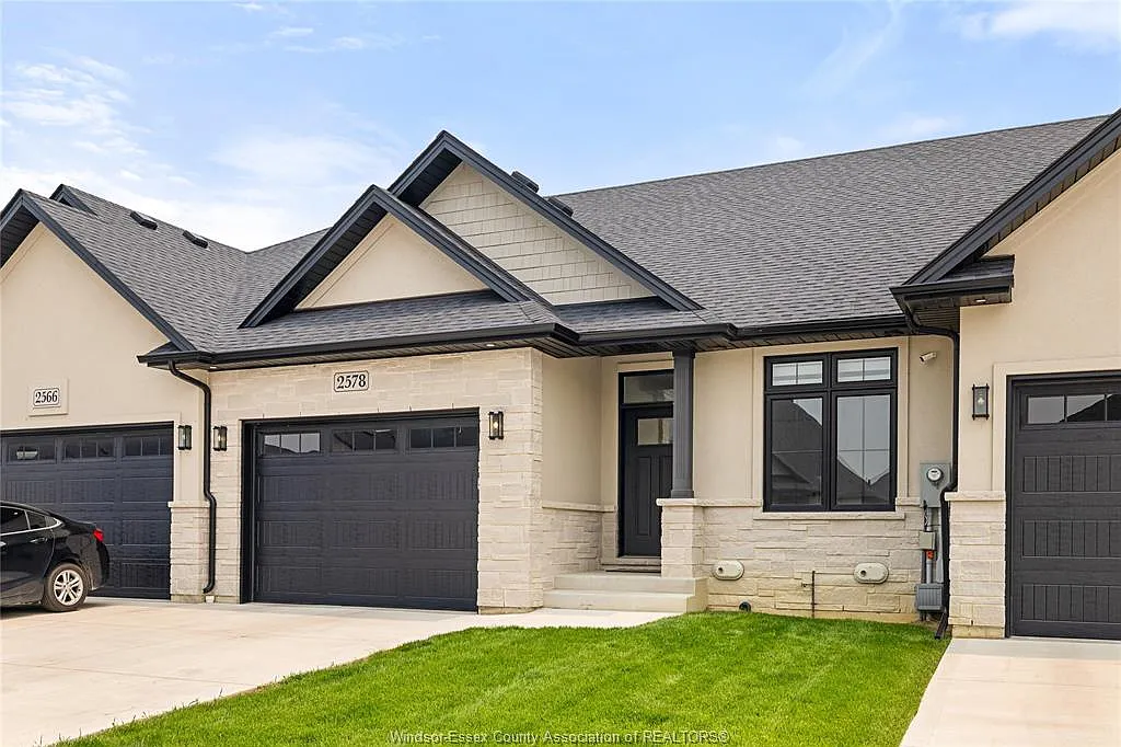 2 bed, $3,000 — Photo 1