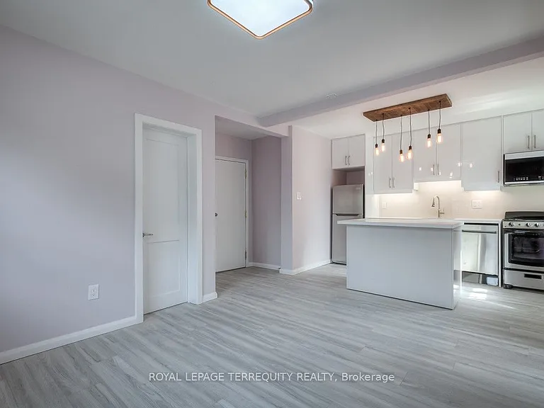 135 Jane St #2 — Photo 1