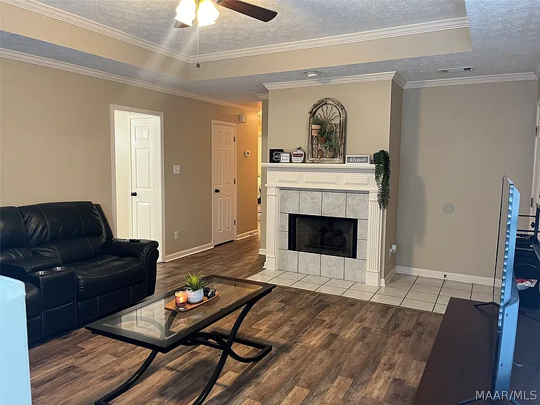 28 Willow Way — Photo 2