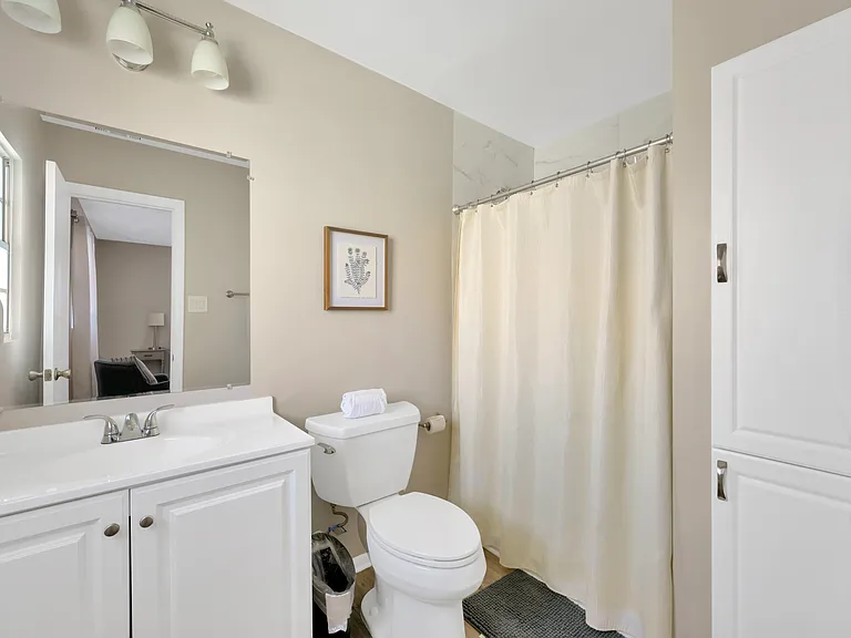 7476 Cass Cir — Photo 26