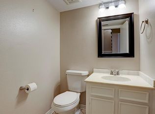 10184 Beekman Place Dr, Houston, TX 77043