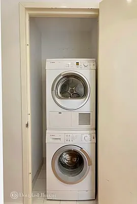 Rented by Modern Spaces | media 16