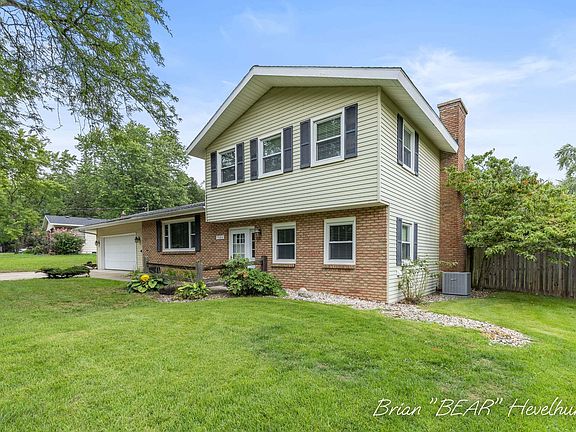 2nd image of 7984 Ronson Ave