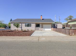 190 Glenn Dr, Folsom, CA 95630