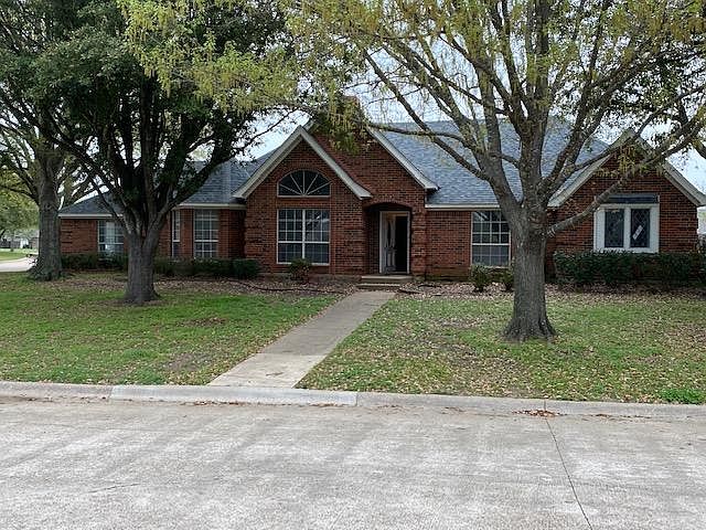 1st image of 1405 Overlook Dr
