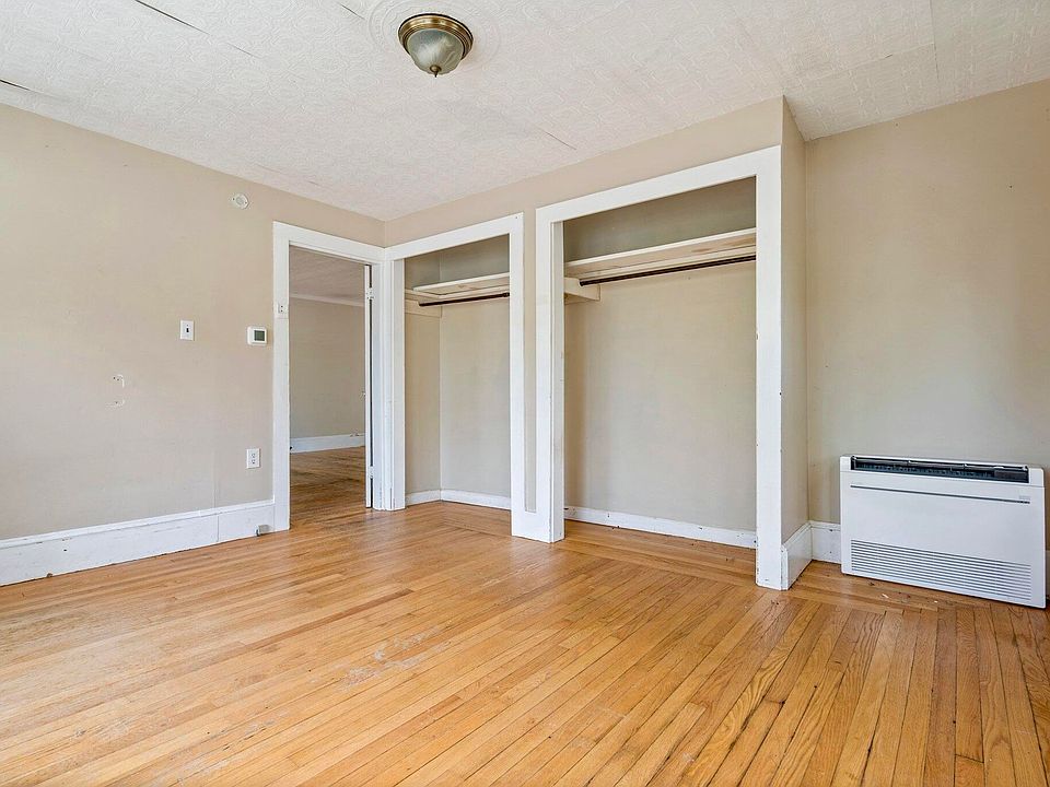 10th image of this home