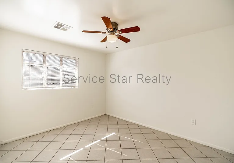 1926 E Osborn Rd #1 — Photo 14
