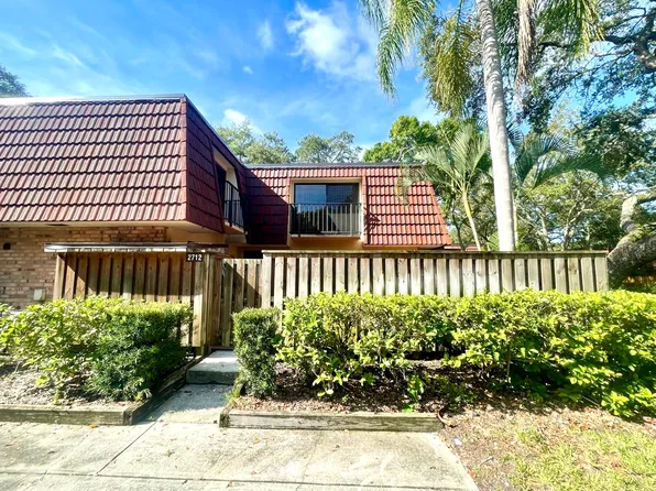 2712 14th Ct, Palm Harbor, FL 34684