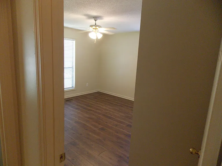 100 Deer Creek Trl — Photo 42