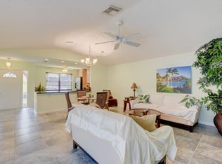 8930 SW 21st Ct APT B, Boca Raton, FL 33433