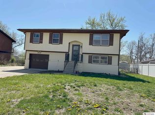 1717 Irving St, Beatrice, NE 68310