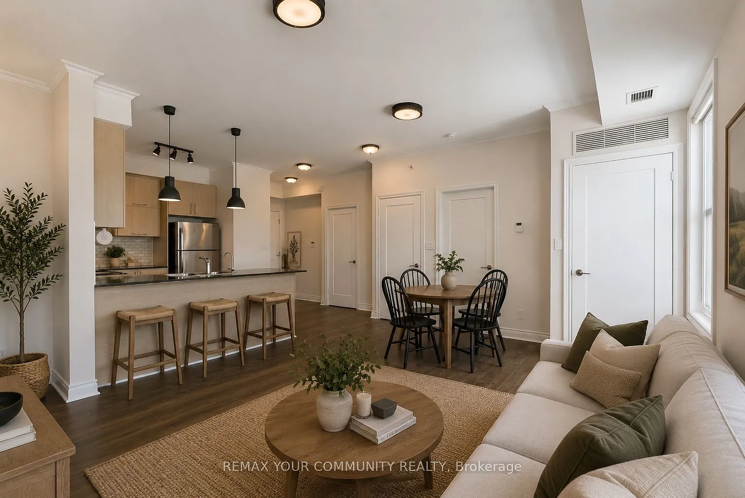 3 bed, $3,000 — Photo 4