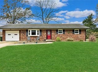 421 Janice Dr, Waterloo, IL