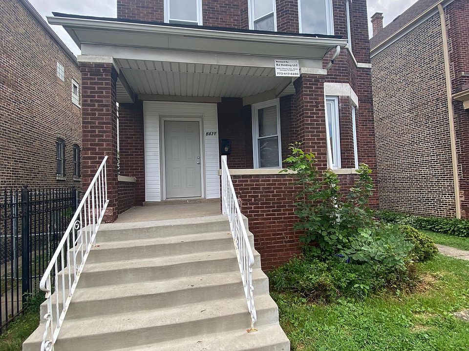 1st image of 8431 S Manistee Ave #2