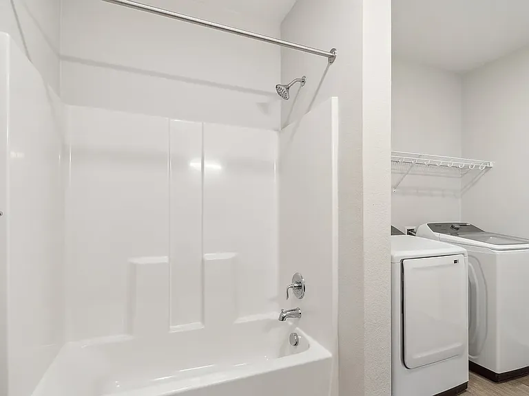 Sunland Flats — Photo 13