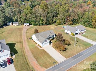 3713 Mack Ballard Rd, Maiden, NC 28650