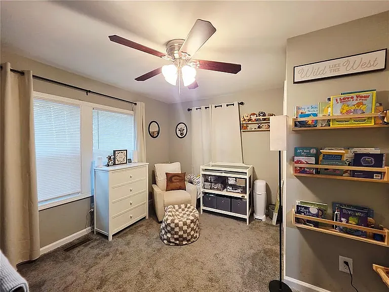 194 Park Dr — Photo 14
