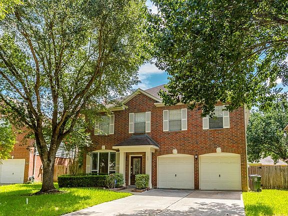 2nd image of 111 Skycrest Dr