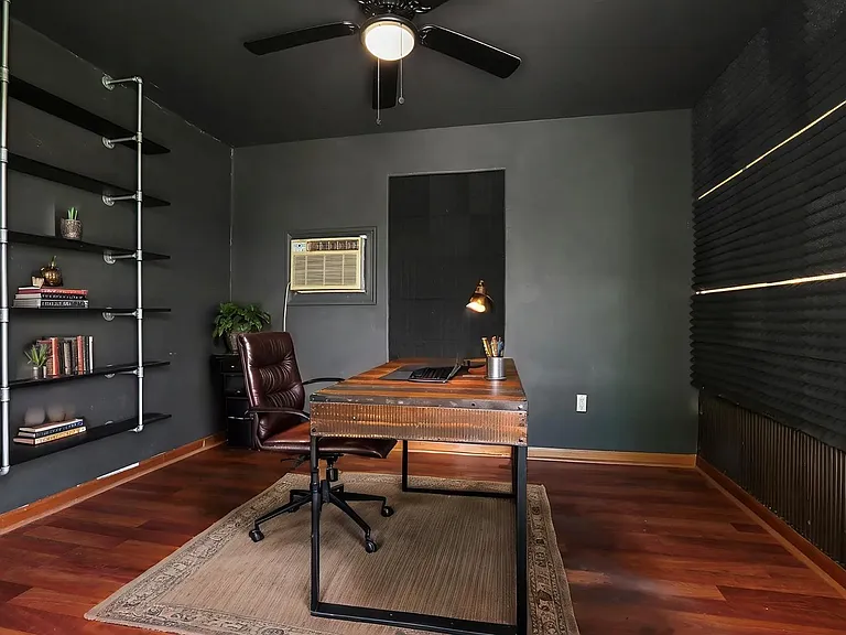 14621 Lantern Dr — Photo 21