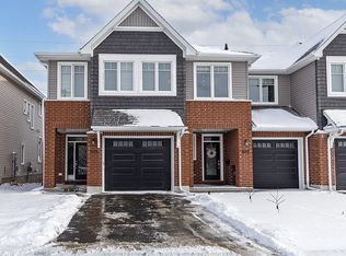 1114 Barrow Ave, Kingston, ON K7M 0G5