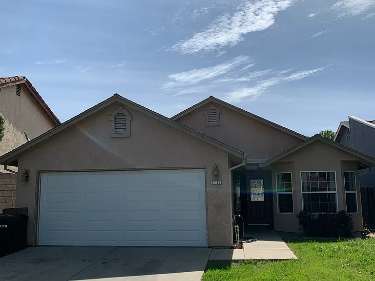 1110 Diablo Ave — Photo 1