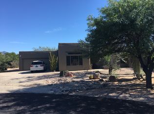 8560 N Rembrandt Pl, Tucson, AZ 85742