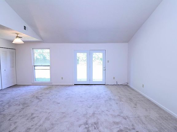 5th image of 3389 Buckhorn Dr