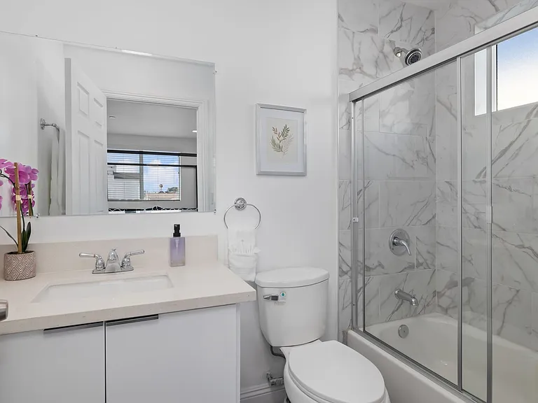 New Construction 4-Unit Townhome Community | Luxury Living Near DTLA — Photo 11