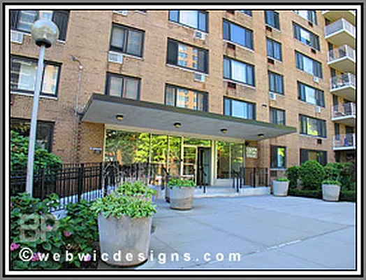 Sold by Corcoran | media 19