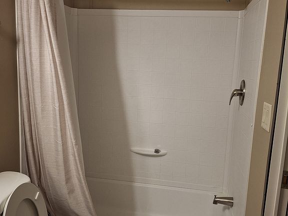 5th image of 1701 Coach Rd