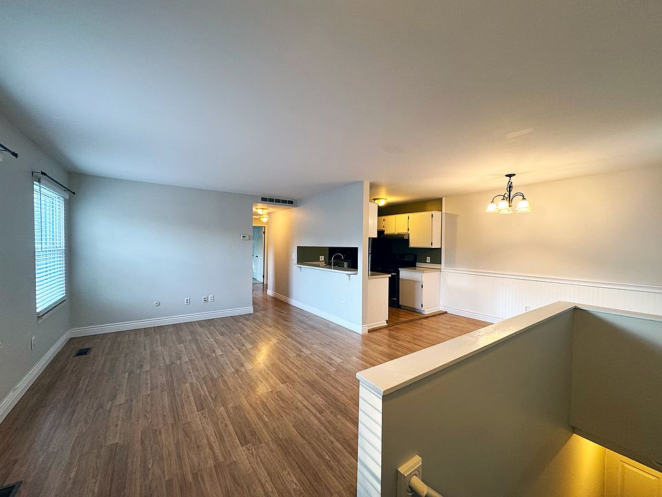 1st image of 2649 Fenwick Ct