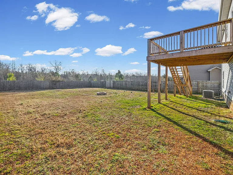 1304 Freedom Dr — Photo 31