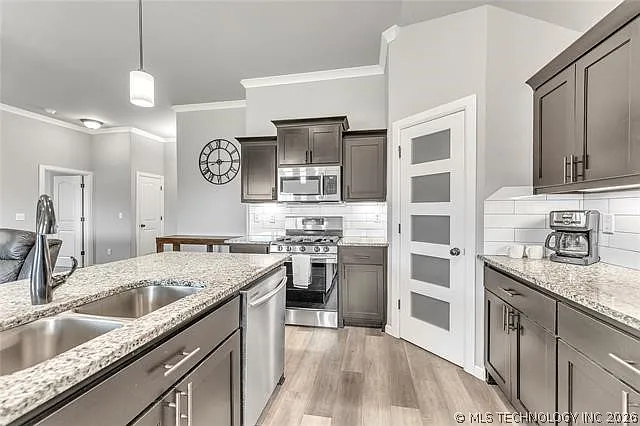 3943 S 149th East Ave — Photo 8