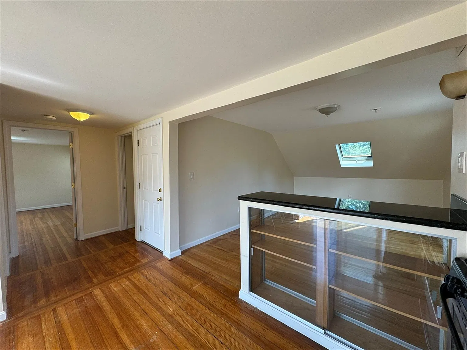 2 bed, $3,350 — Photo 4