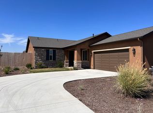 3922 W Nellis Ave, Visalia, CA 93277