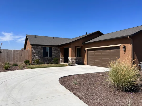 3922 W Nellis Ave, Visalia, CA 93277