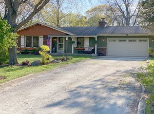 1111 Wejegi Dr, Hubertus, WI 53033