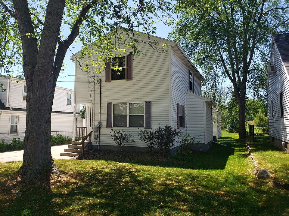 1st image of 4109 Hillsdale Ave NE