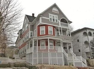 16 Hillside St, Worcester, MA 01610