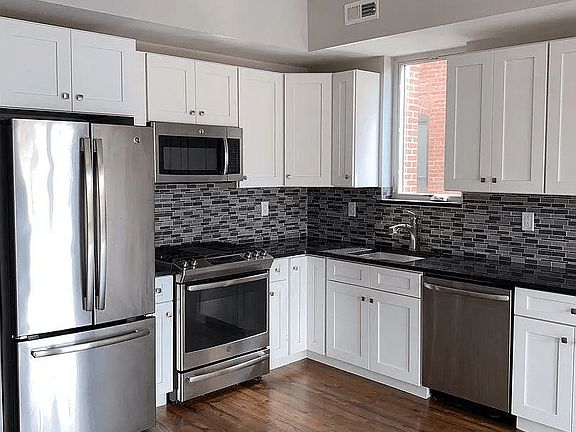 4th image of 330 Cambridge St #2A