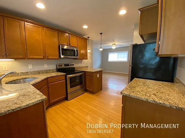 513 S Harrison St #G — Photo 9