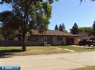 618 6th Ave NW, Chisholm, MN 55719
