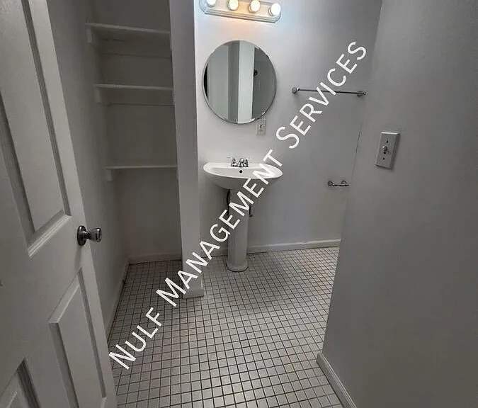 5170 Butler St #4 — Photo 5