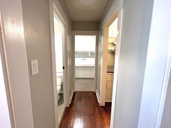 4th image of 1166 Park Blvd #105